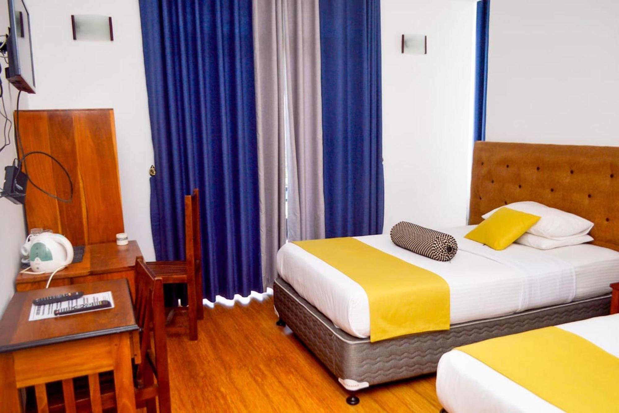 Hotel Sky Heaven Nuwaraeliya à Nuwara Eliya Extérieur photo