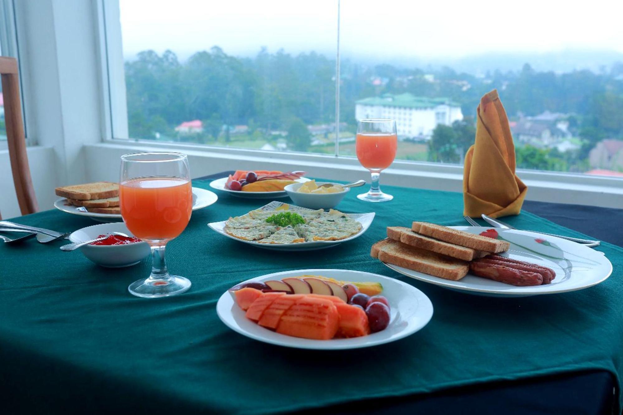 Hotel Sky Heaven Nuwaraeliya à Nuwara Eliya Extérieur photo